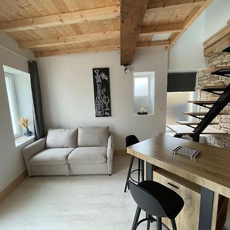 Charmante Maison De Village Viré Esterno foto