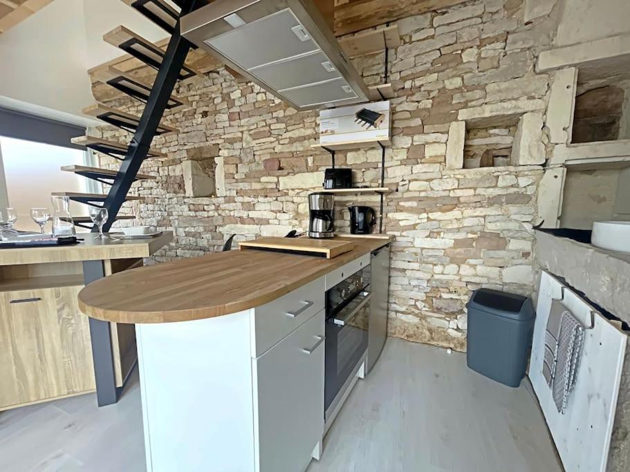 Charmante Maison De Village Viré Esterno foto